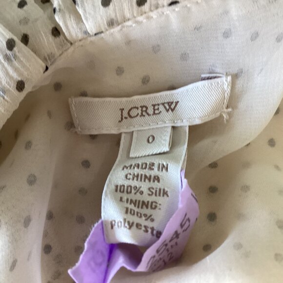J. Crew 100% silk polka dot ruffle v-neck sleeveless wrap blouse size 0 cream - Picture 4 of 15